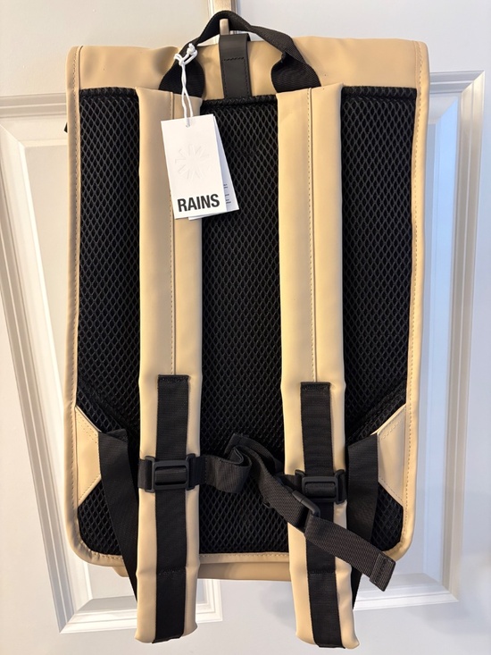 Rains backpack main image 8